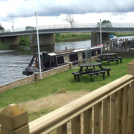 The Swan On The River Hotel Ely Bagian luar foto